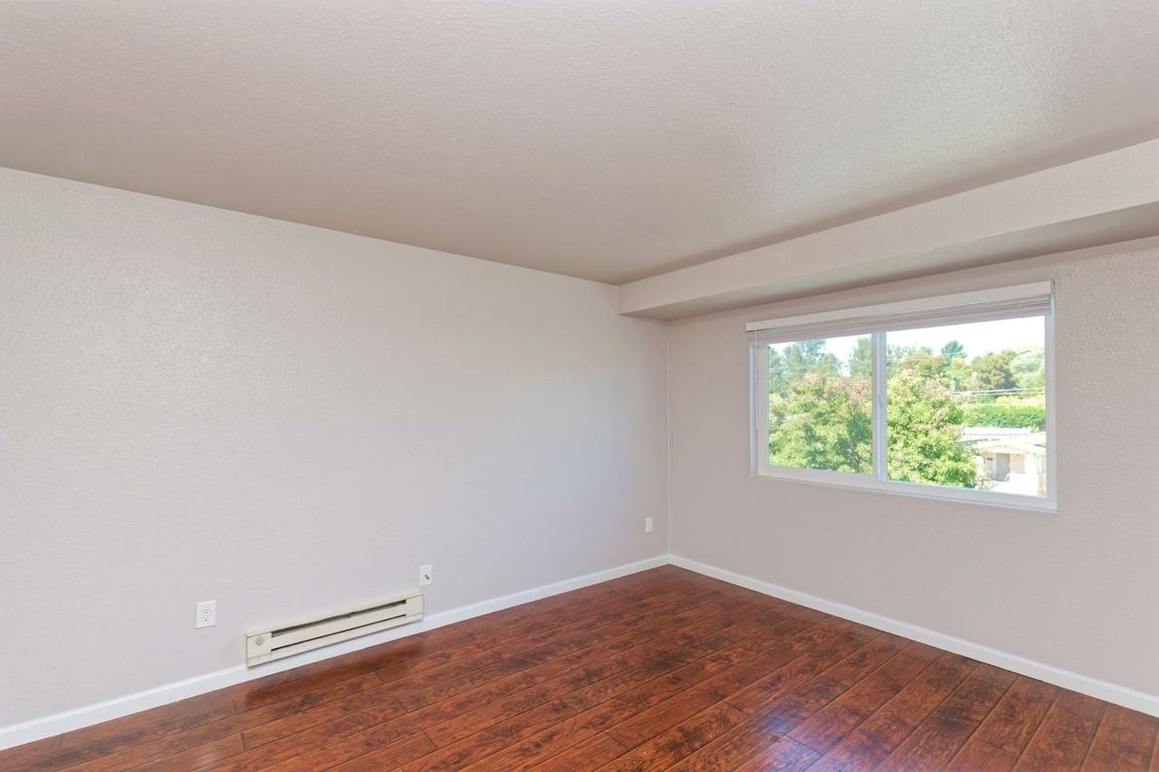 3024 Fruitvale Ave - Photo 6 of 35