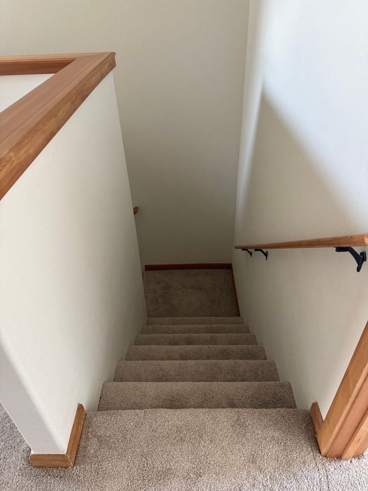 218 7th St Sw - Photo 3 of 18