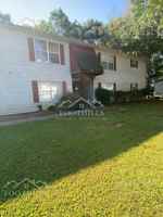 featured image of 208 Old North Church Rd