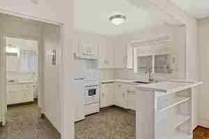 featured image of 216 North Milpas Street