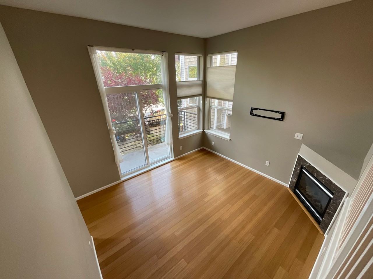 3615 Gilman Ave W - Photo 7 of 21