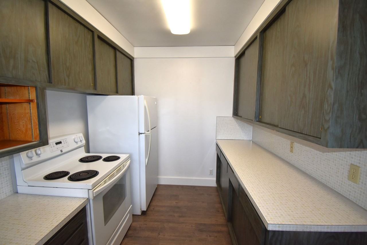 995 Cleveland Street - Photo 7 of 15