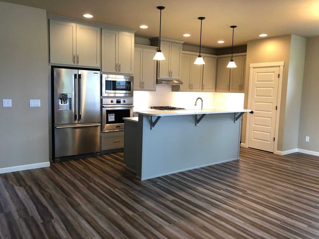 13211 Northeast 62nd Avenue - Photo 6 of 13