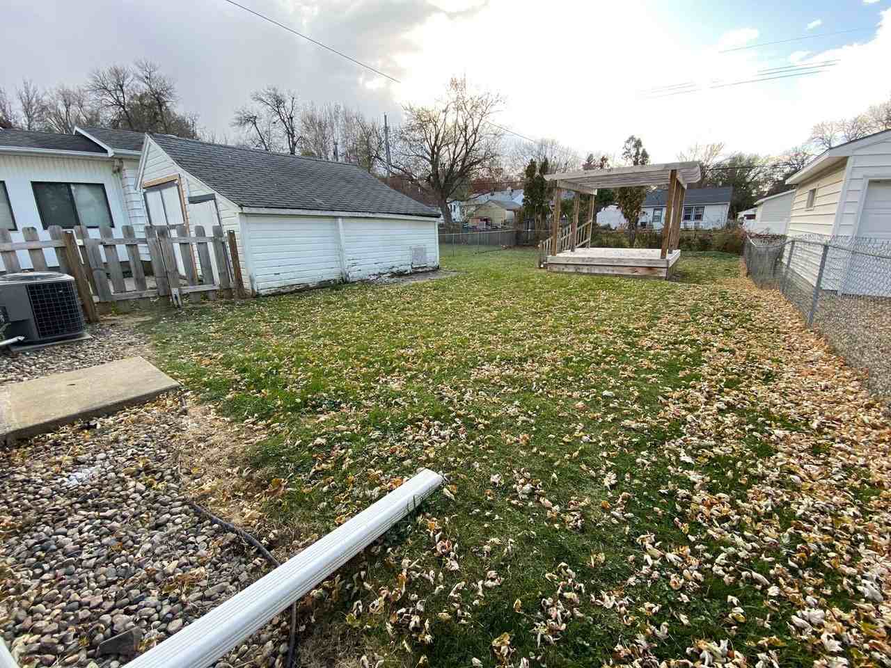 717 South Glendale Avenue - Photo 2 of 27