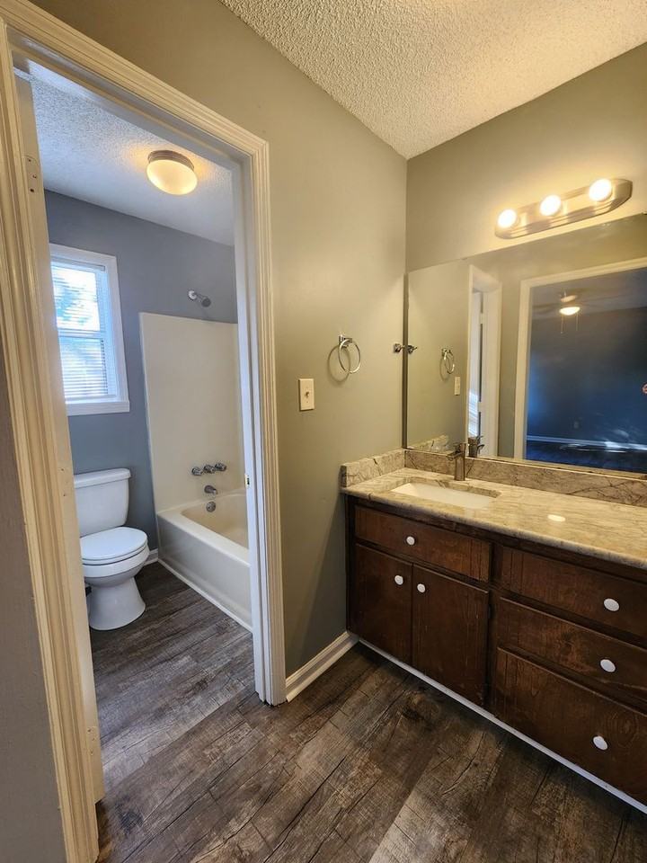 313 Sawgrass Dr - Photo 7 of 10