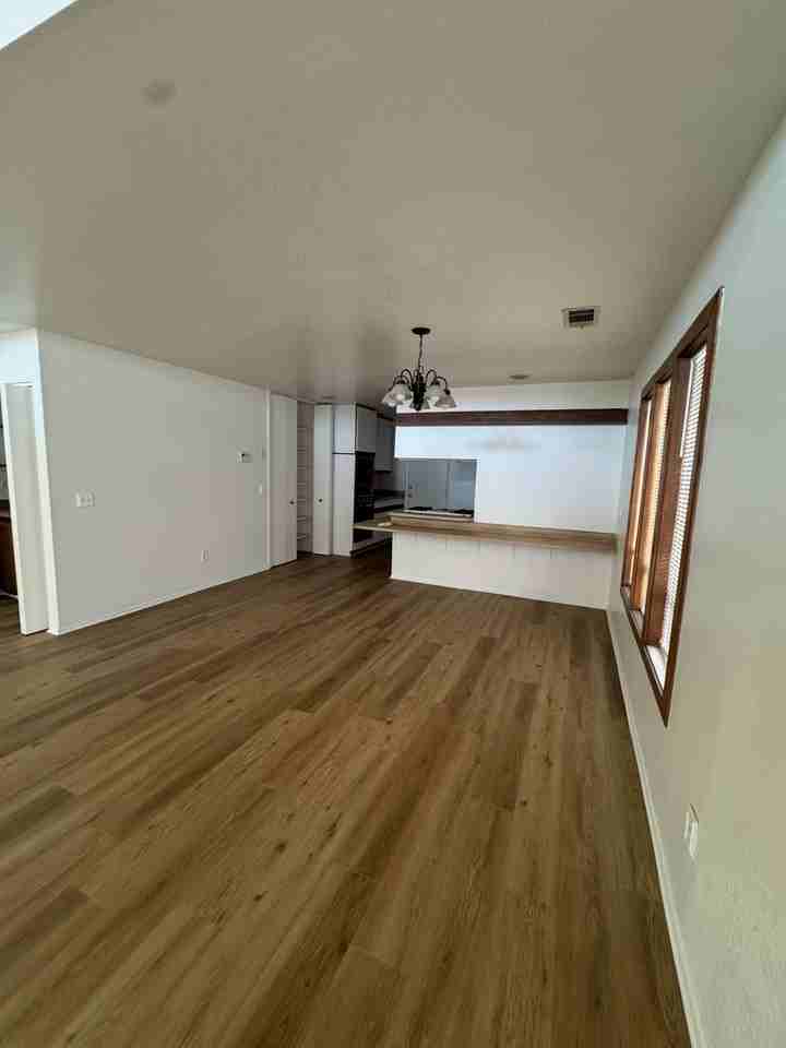 16382 Kamana Ct - Photo 5 of 17