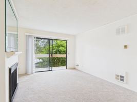 featured image of 3102 Golden Oaks Ln