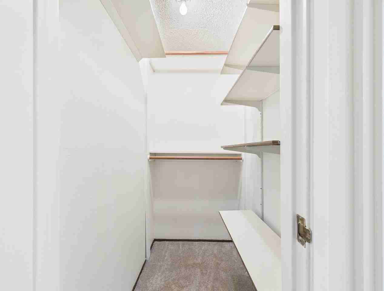 3102 Golden Oaks Ln - Photo 6 of 11