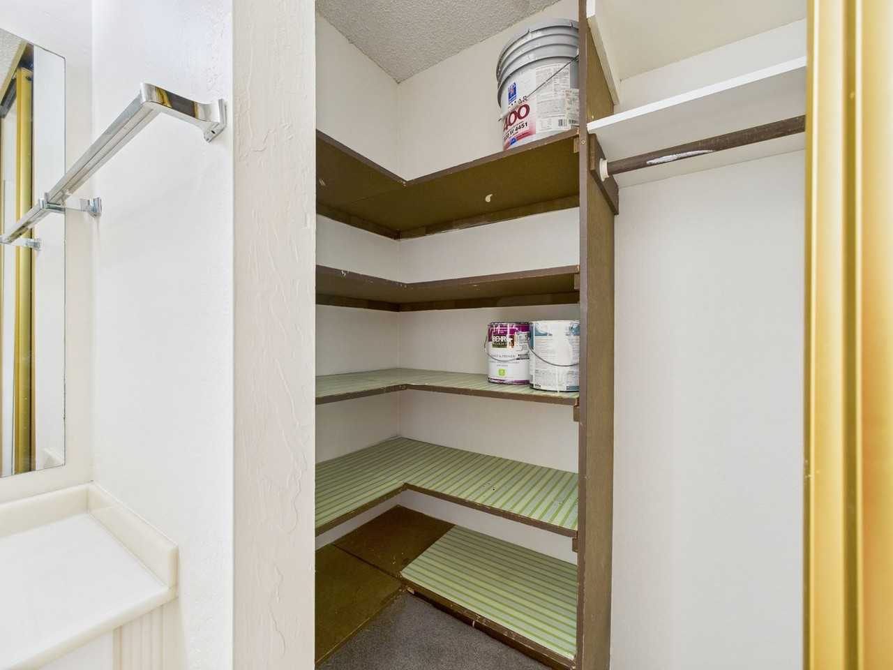 3102 Golden Oaks Ln - Photo 7 of 11
