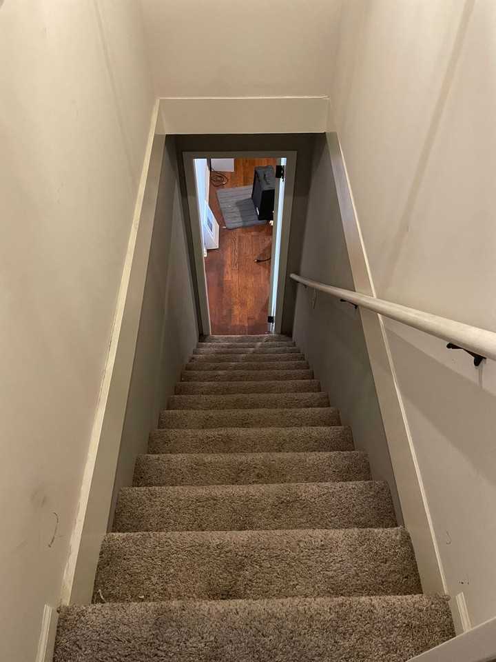 204 Dehart St - Photo 6 of 12