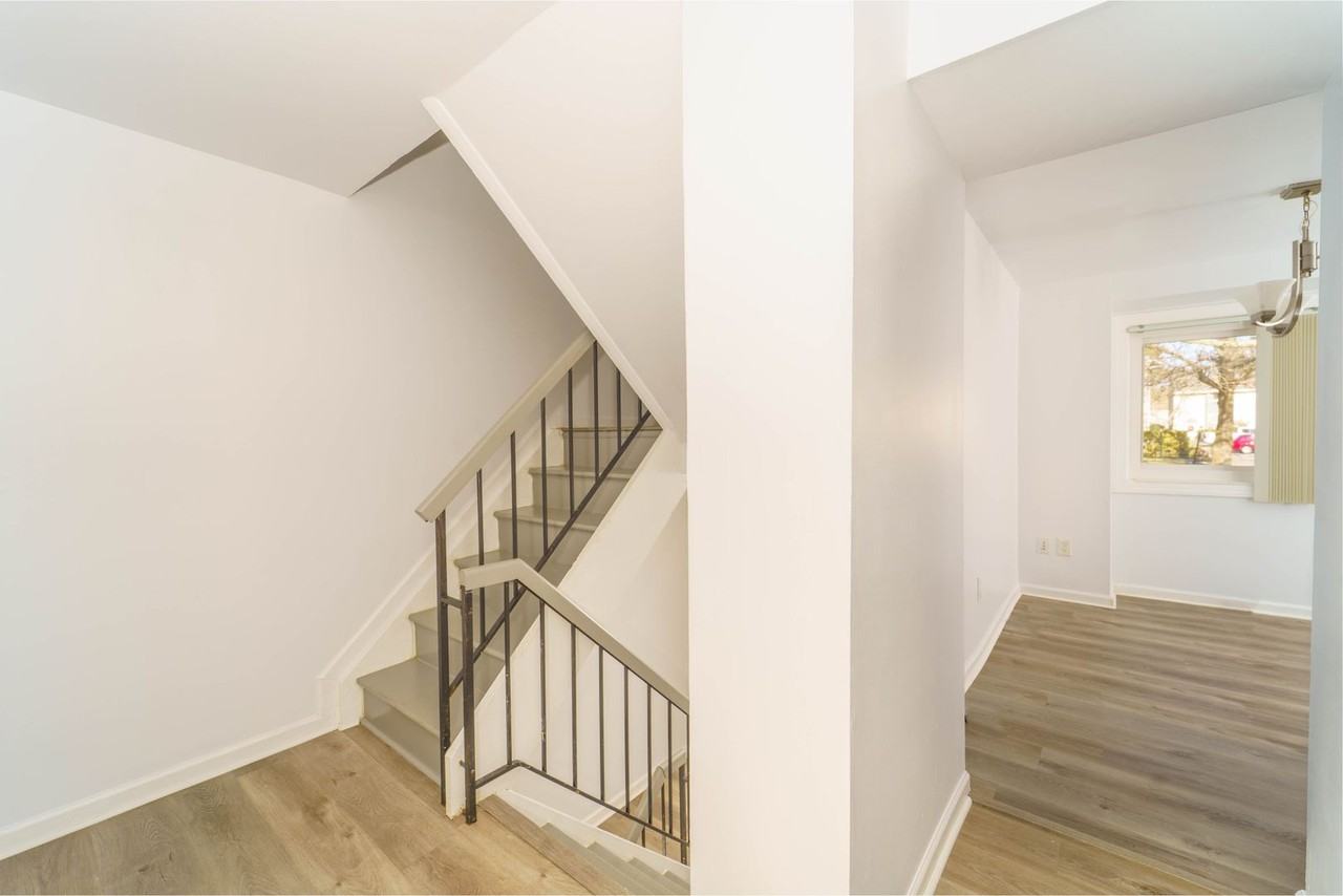 9318 Matador Rd - Photo 3 of 26