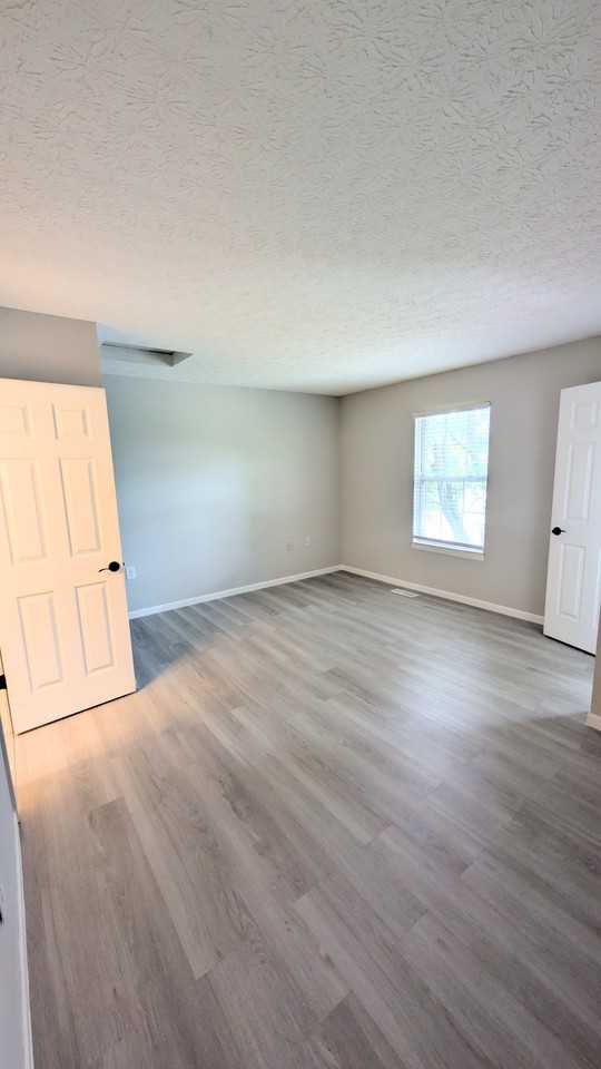 3003 Glenloch Cir #A - Photo 7 of 37