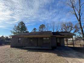 2105 Military Dr - Photo 1 of 1
