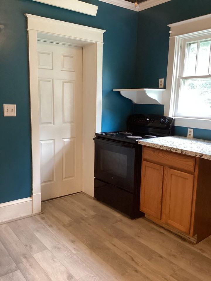 4364 Buchanan Trl E - Photo 3 of 19