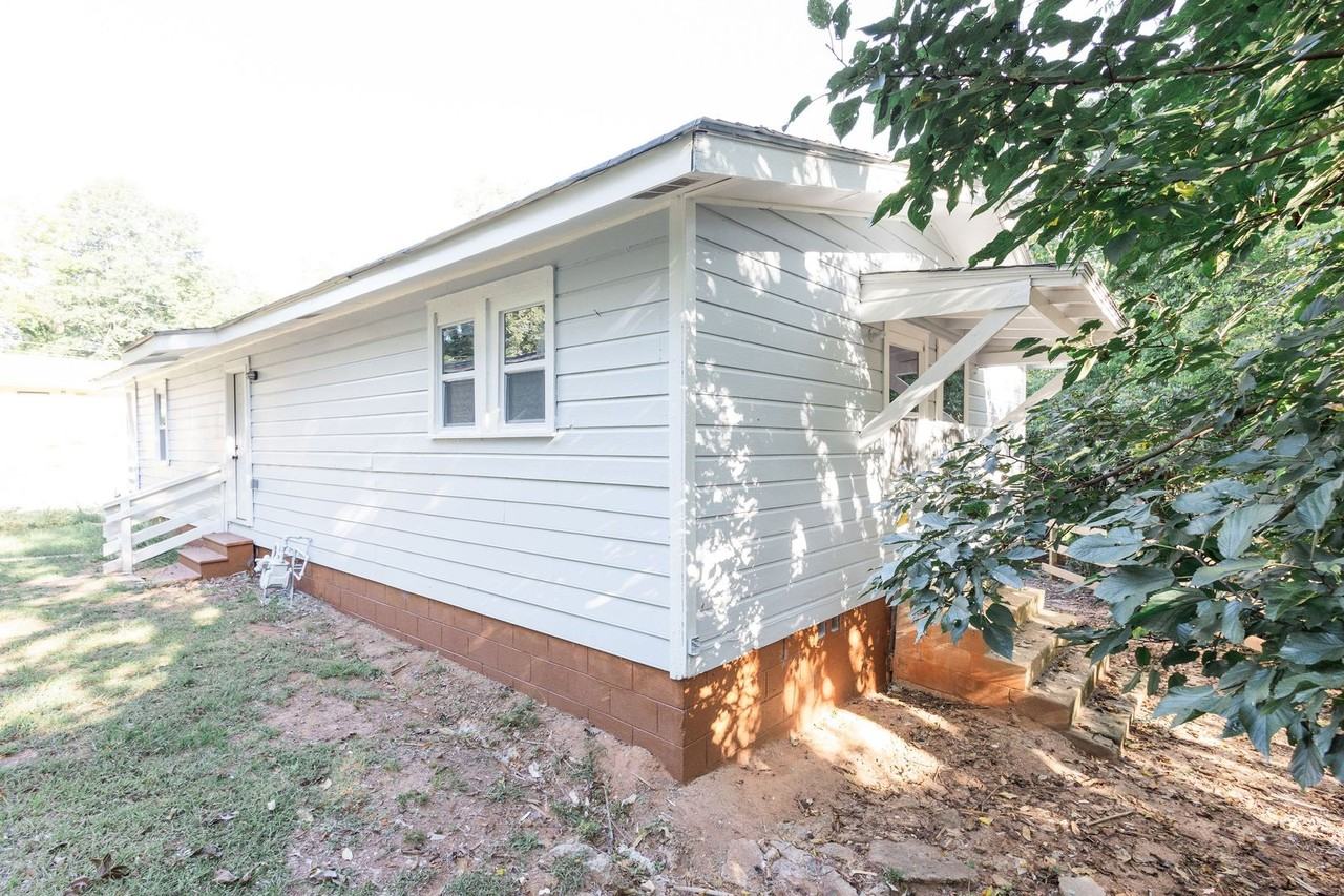 524 N 3rd St - Photo 2 of 28