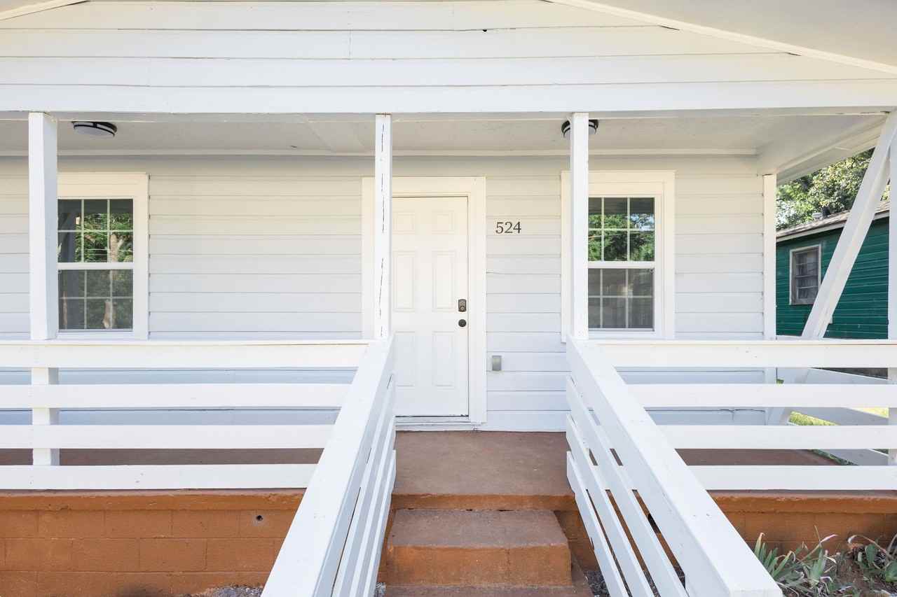 524 N 3rd St - Photo 4 of 28