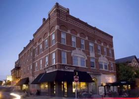 featured image of 220 South Street