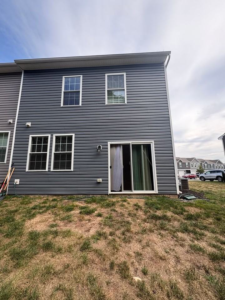 410 Maple Run Dr - Photo 3 of 20