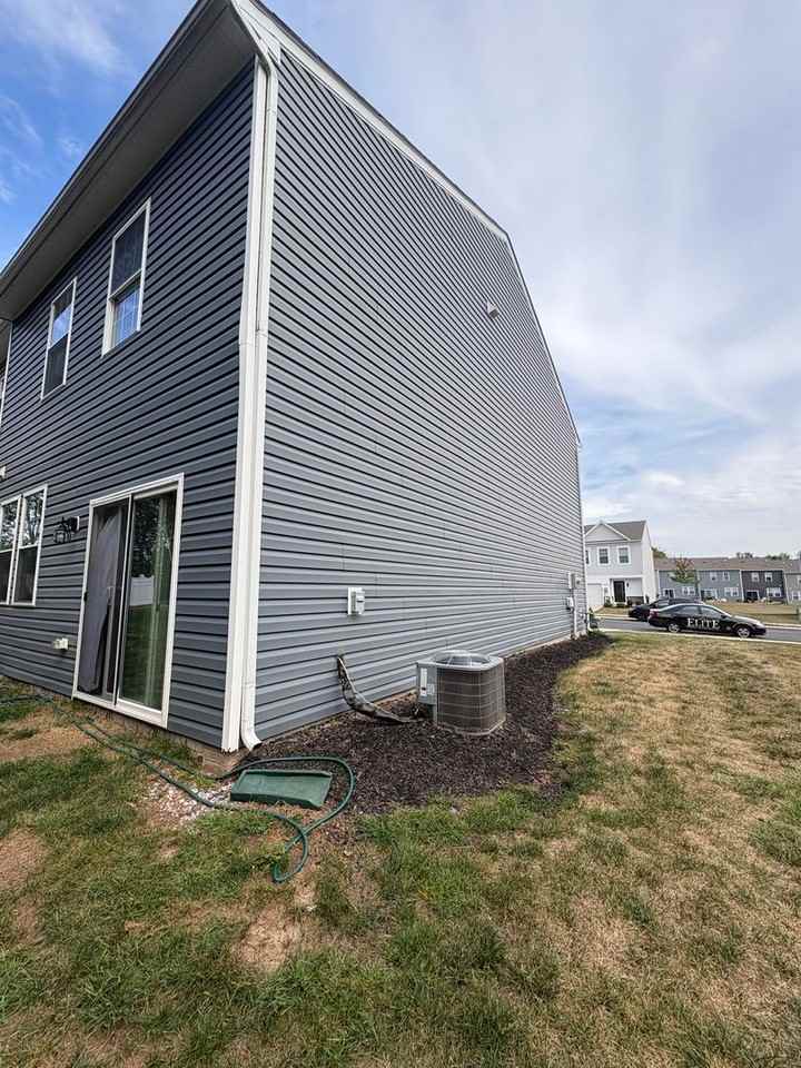 410 Maple Run Dr - Photo 2 of 20