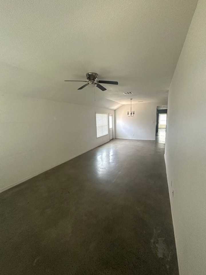 3103 Stonewall Dr #A - Photo 2 of 16