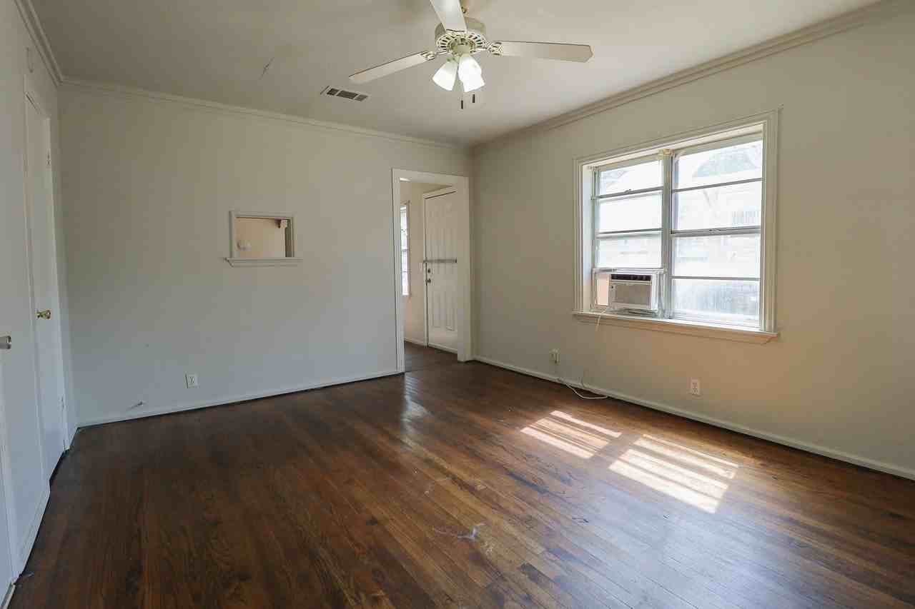 1431 N Winston Ave - Photo 3 of 18