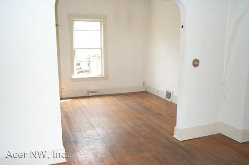 333 N 74th St - Photo 3 of 5