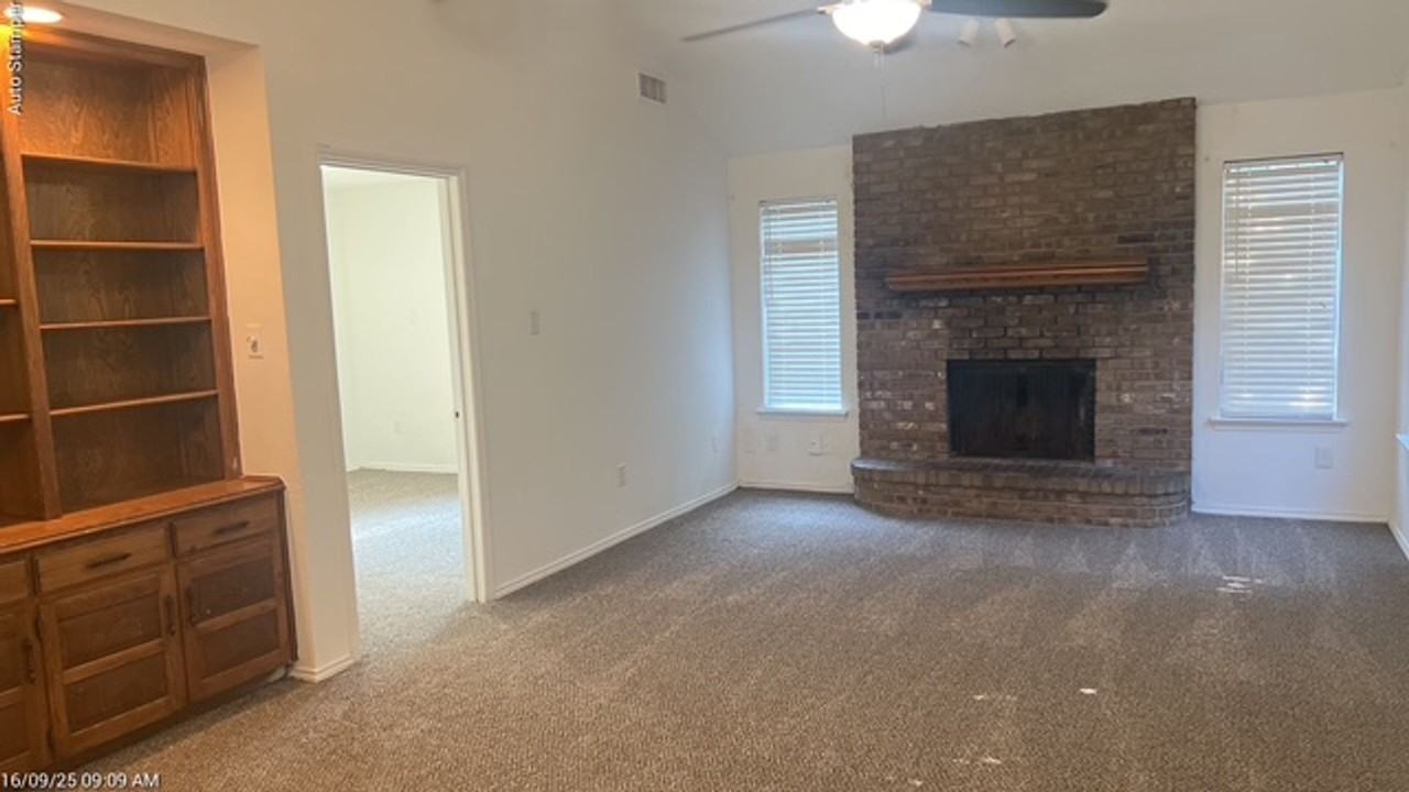 1419 West Palmnold Circle - Photo 5 of 40