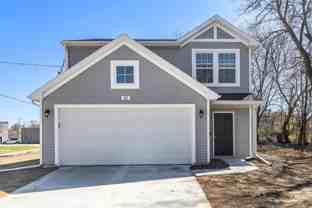 1302 Forest View Dr - Photo 1 of 1