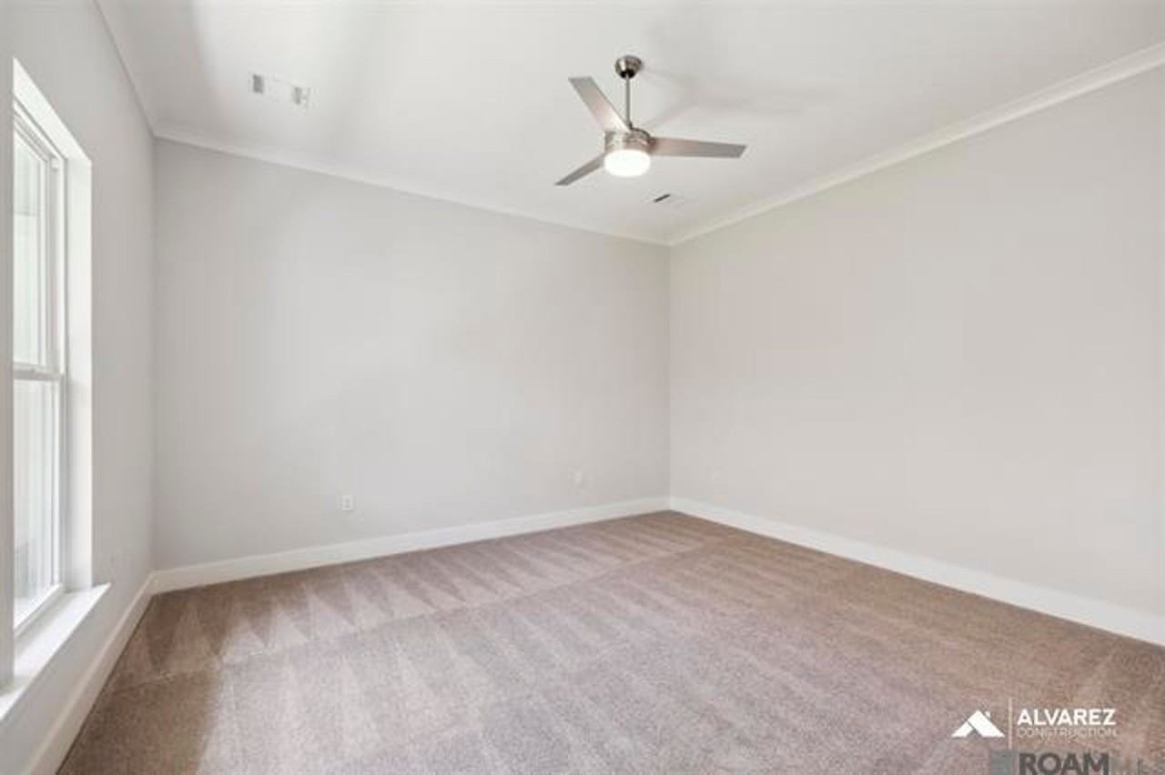 16153 Chancel Ave - Photo 3 of 13