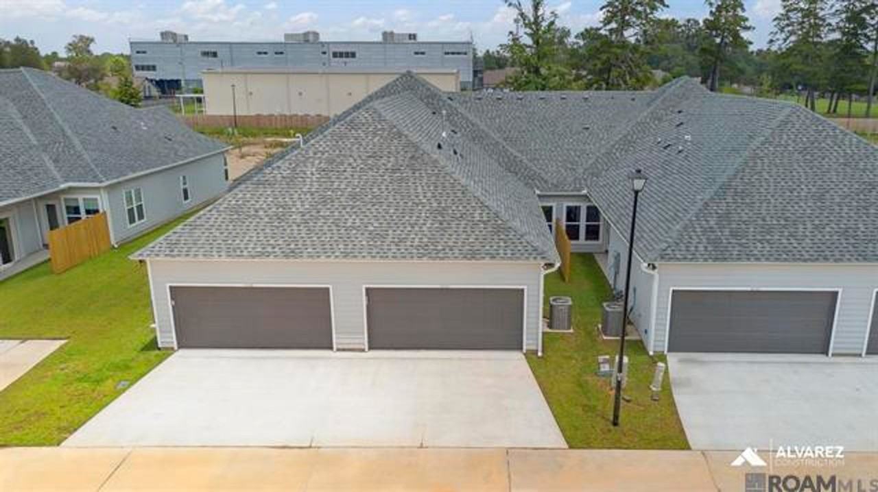 16153 Chancel Ave - Photo 5 of 13