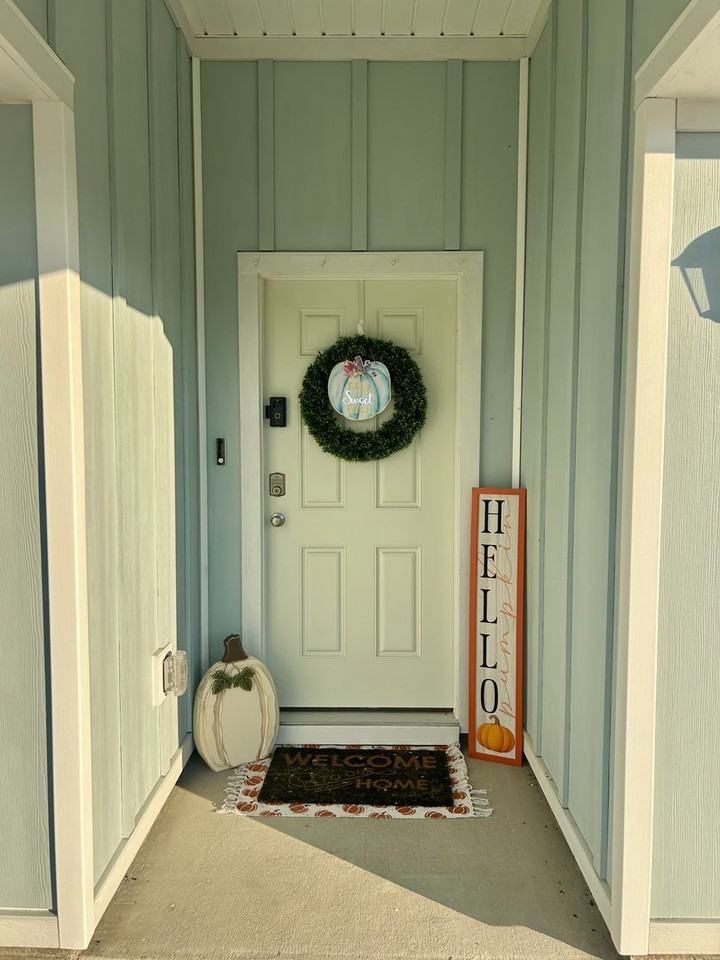 211 Gray Owl Dr W - Photo 2 of 25