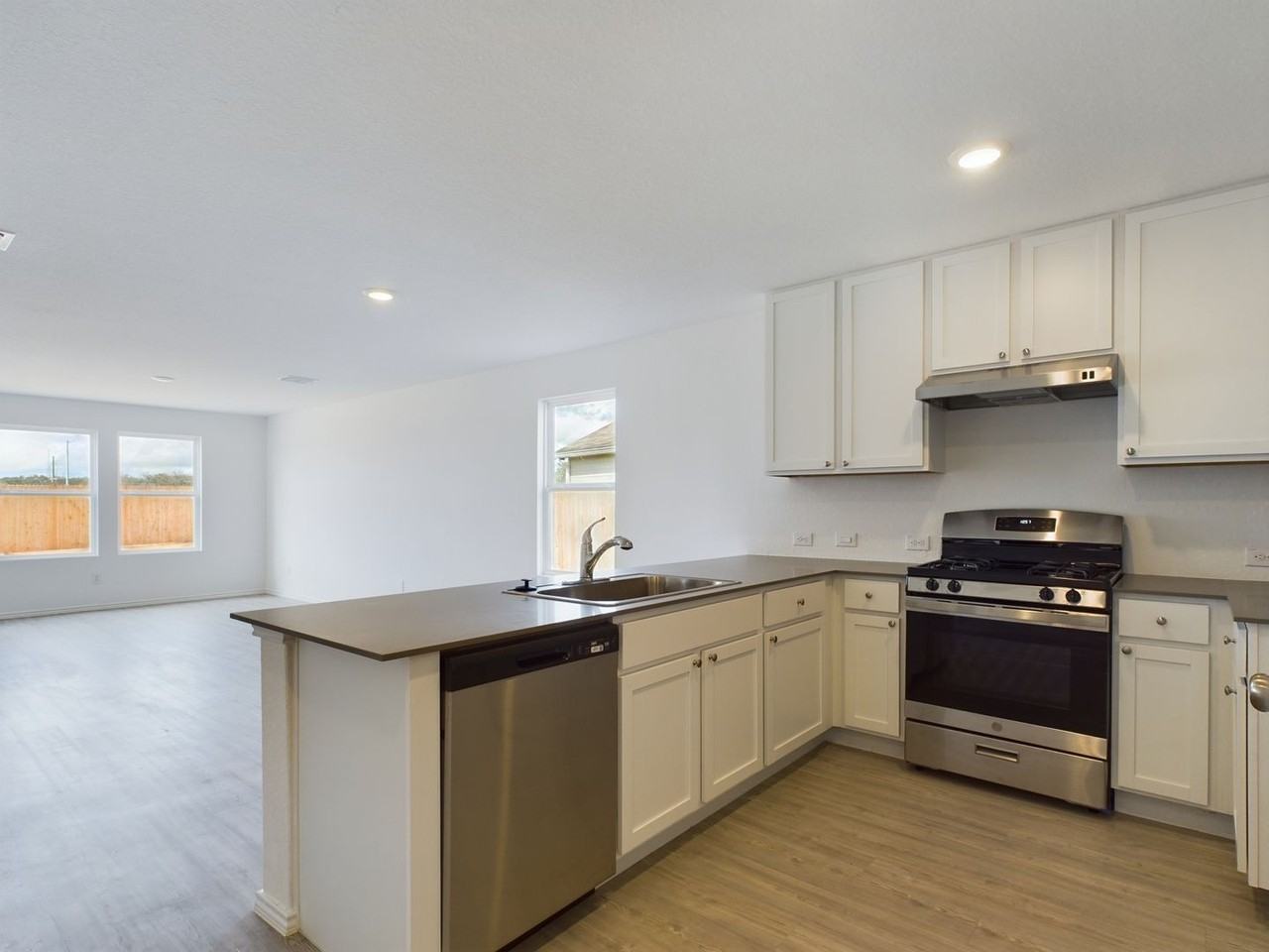 116 Ciarans Xing - Photo 2 of 24