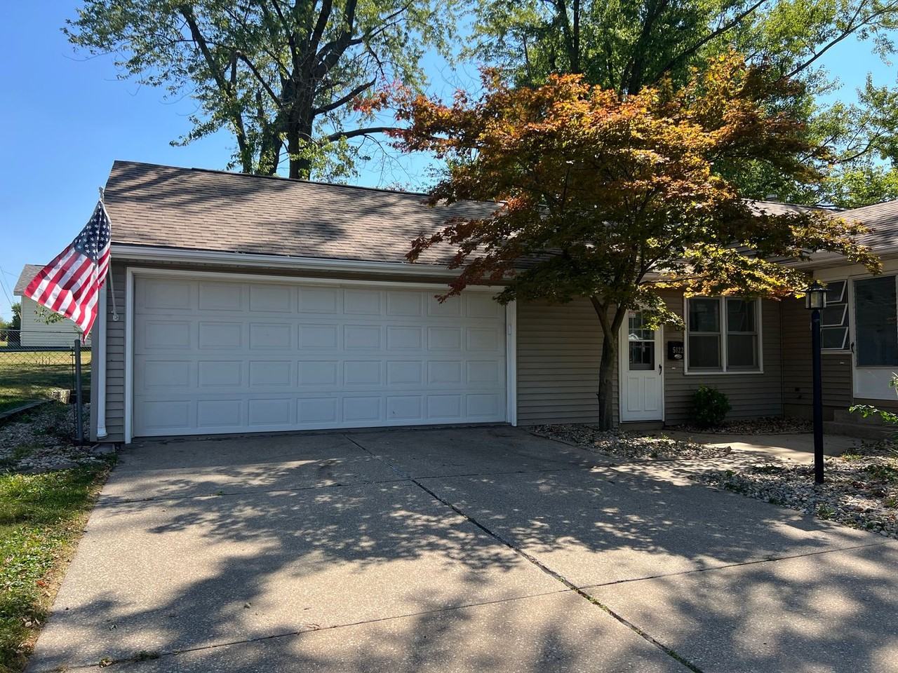 5022 N Belmont Pl - Photo 3 of 35