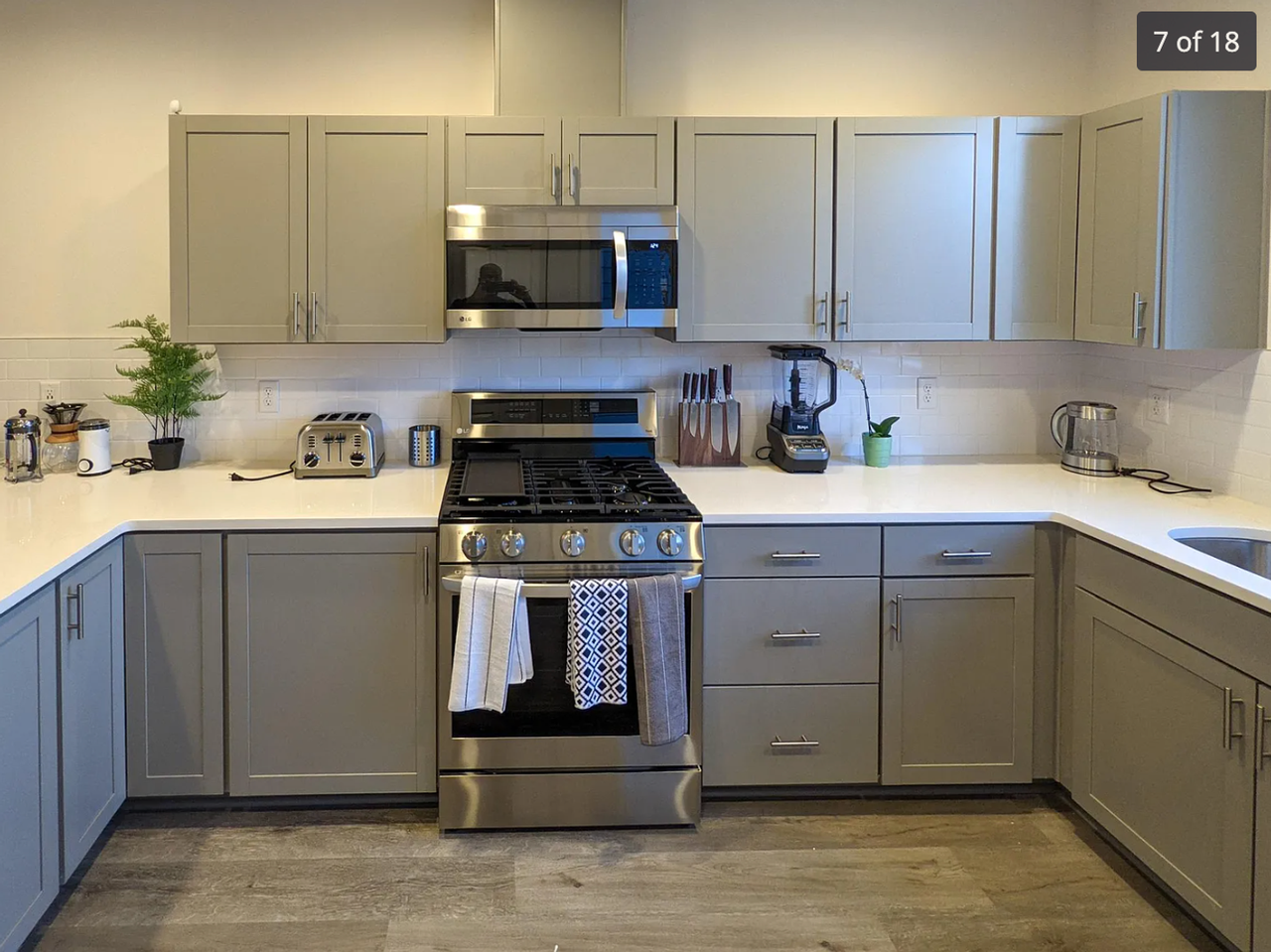 825 Nw Highgarden Dr - Photo 7 of 11