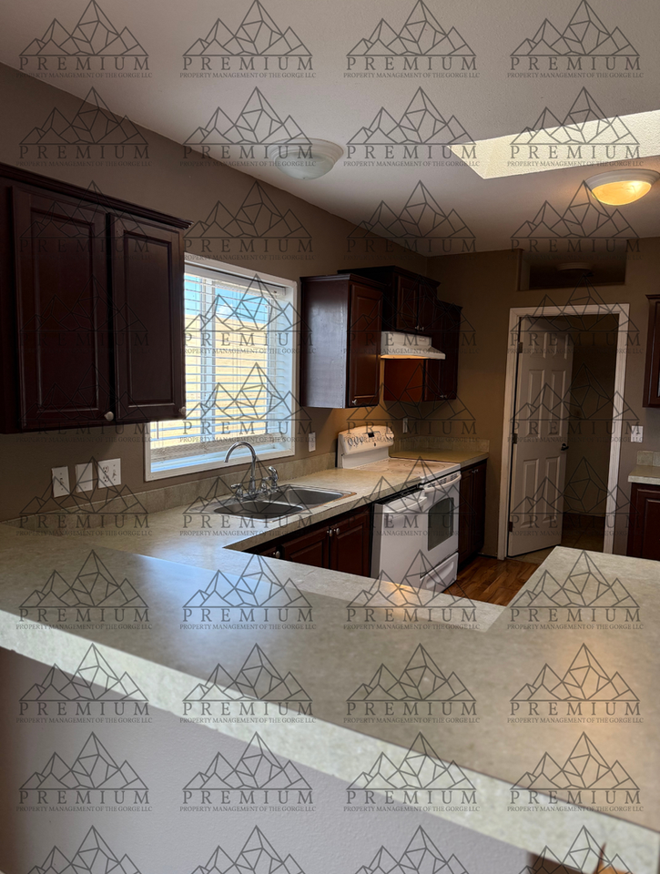 901 Toll Rd - Photo 2 of 19