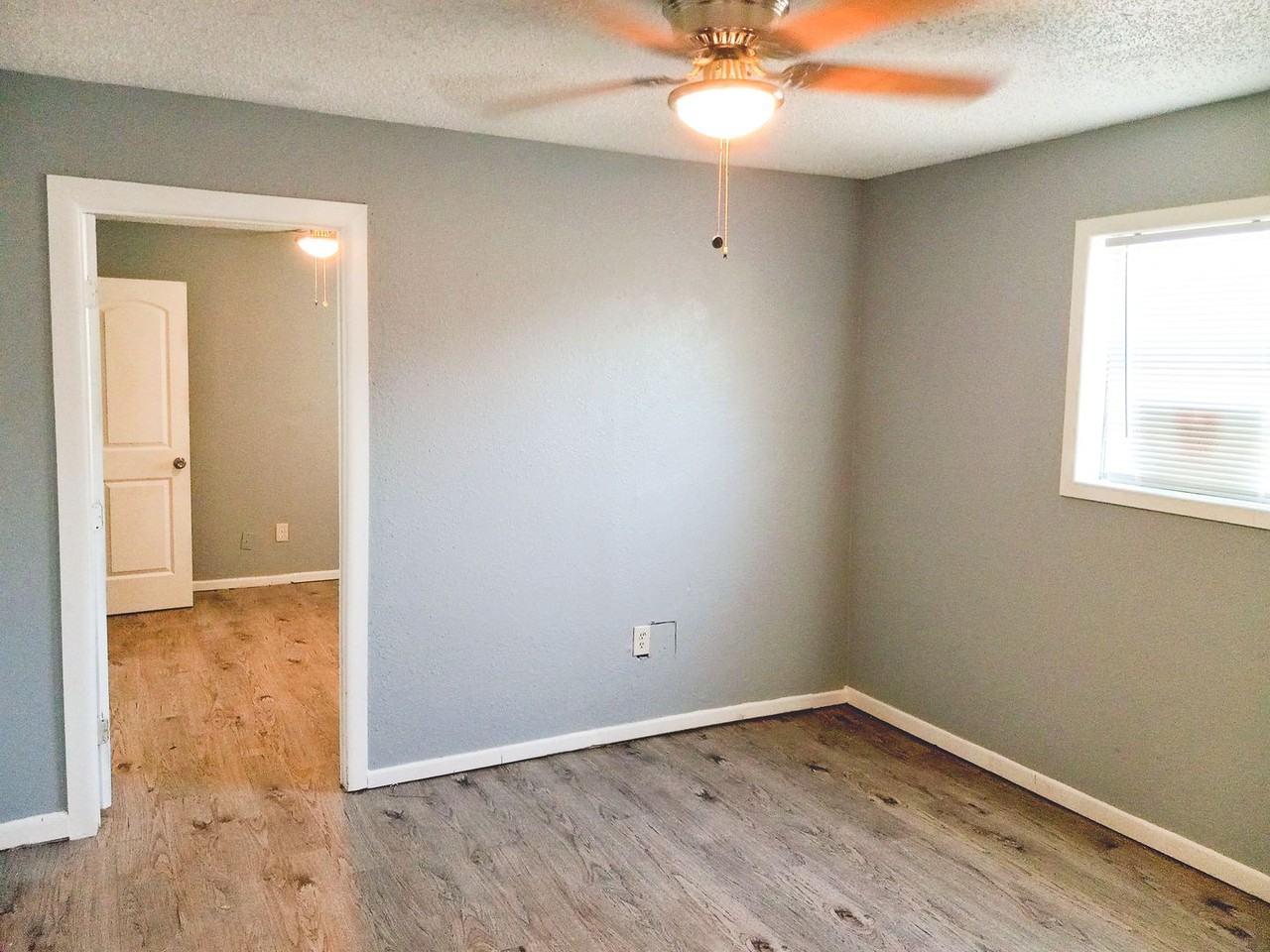 3207 Duke St - Photo 5 of 8