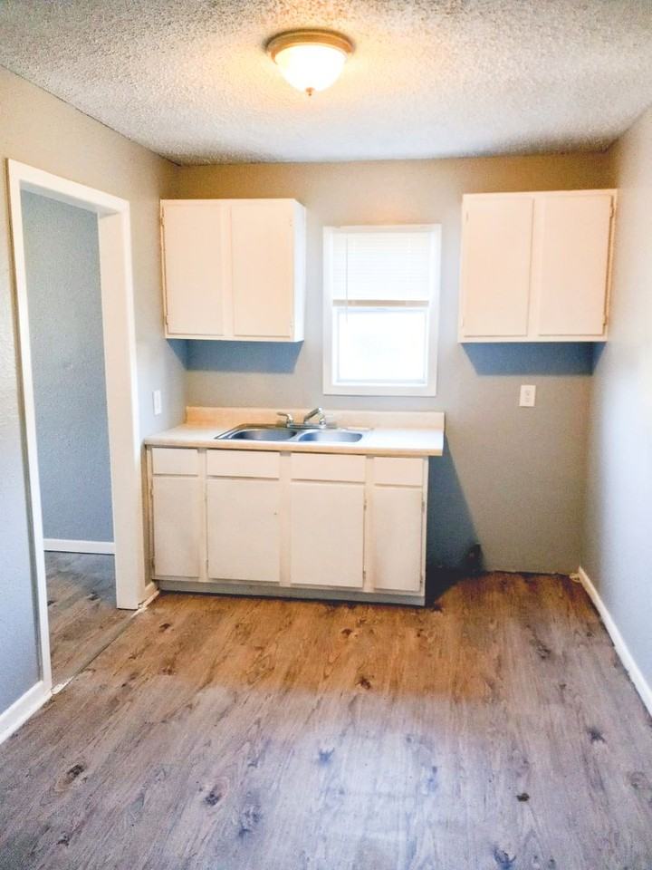 3207 Duke St - Photo 6 of 8