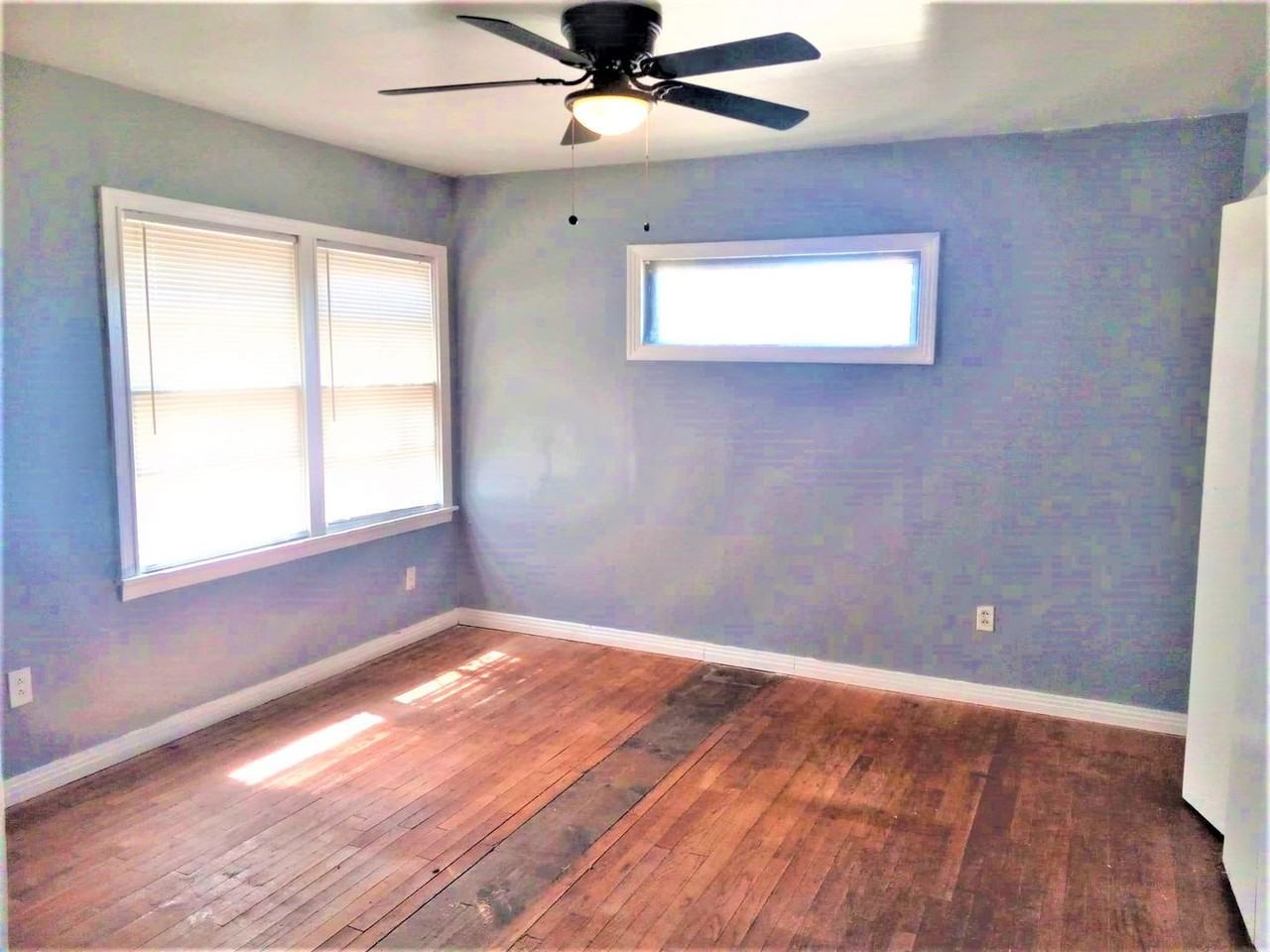 6103 Avenue Q - Photo 4 of 8