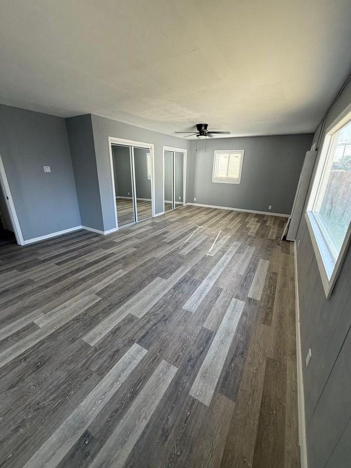 1505 28th St - Photo 5 of 21