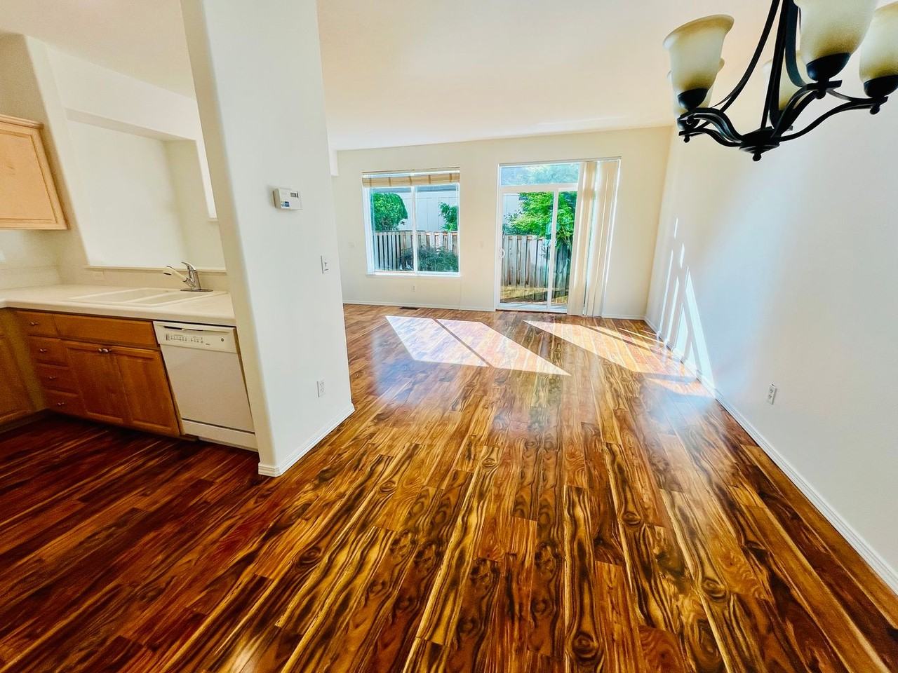 1657 Sw 173rd Ter - Photo 3 of 33