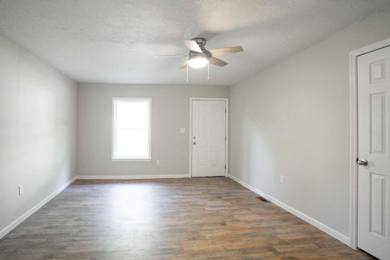 2432 Golden Camp Rd - Photo 5 of 27