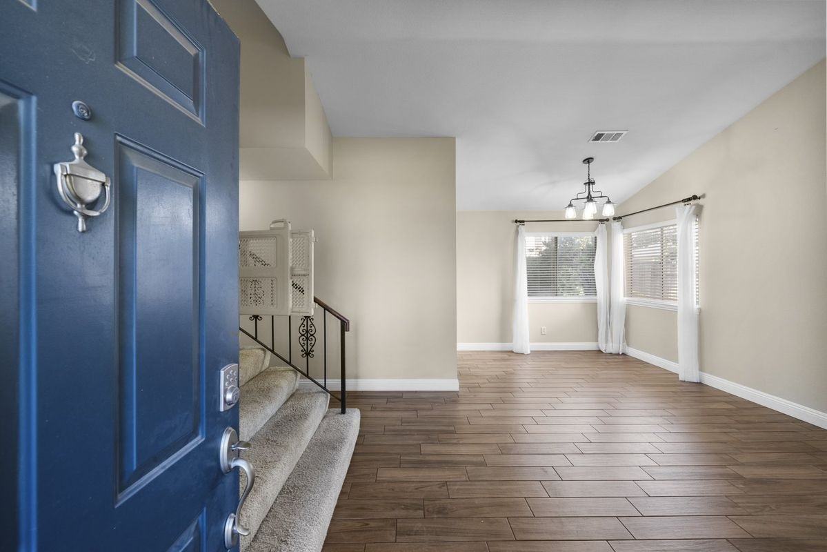 3238 W Avenue J2 - Photo 2 of 38