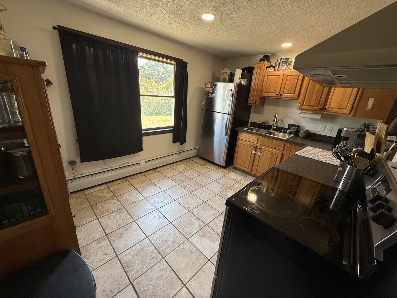 18 Chestnut Dr #202 - Photo 5 of 11