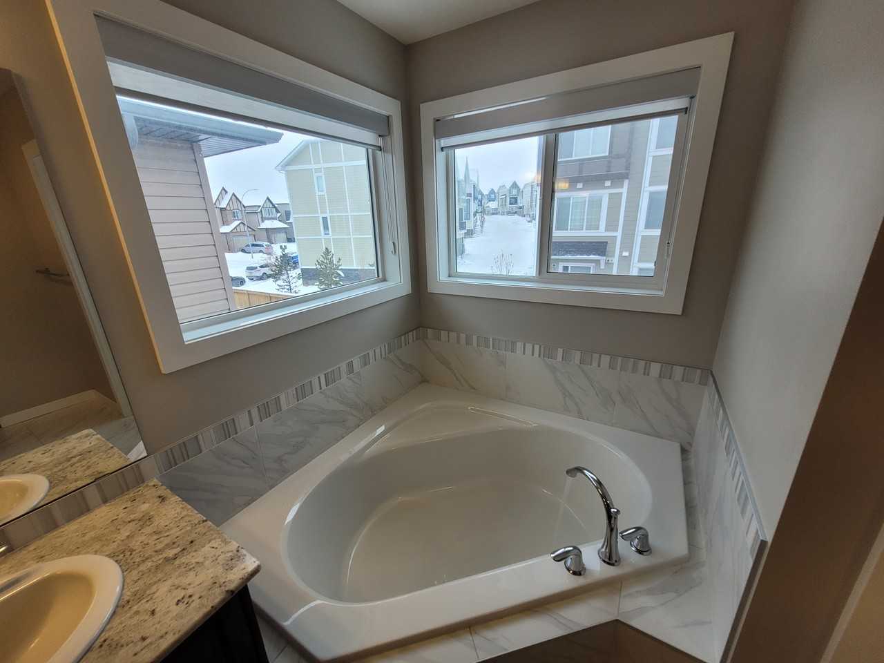 129 Nolanlake View - Photo 6 of 36