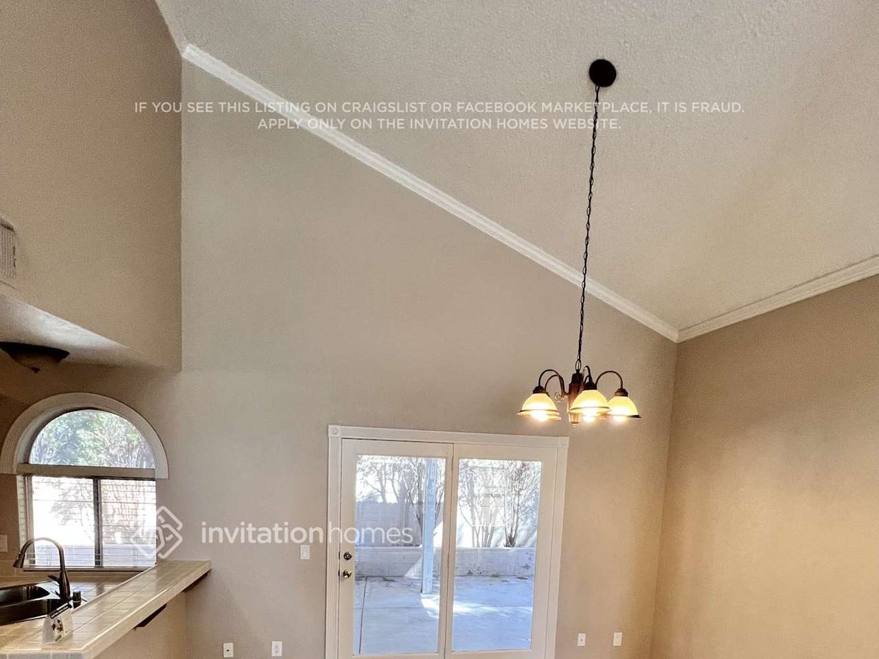 760 Charwood Cir - Photo 6 of 18