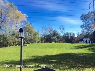 758 Hillside Ct - Photo 2 of 16