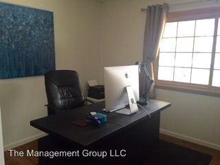 758 Hillside Ct - Photo 3 of 16