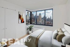 featured image of Columbus Pl #S43D