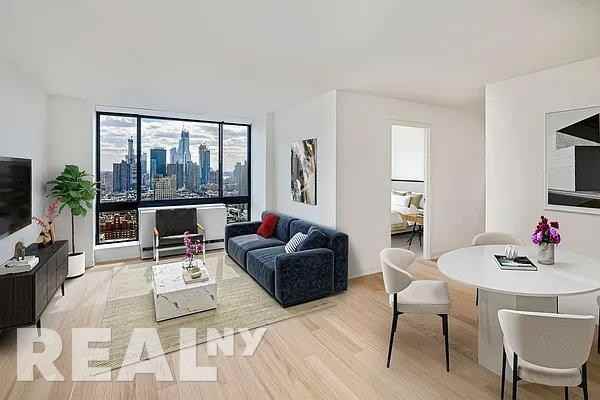 Columbus Pl #S43D - Photo 5 of 16