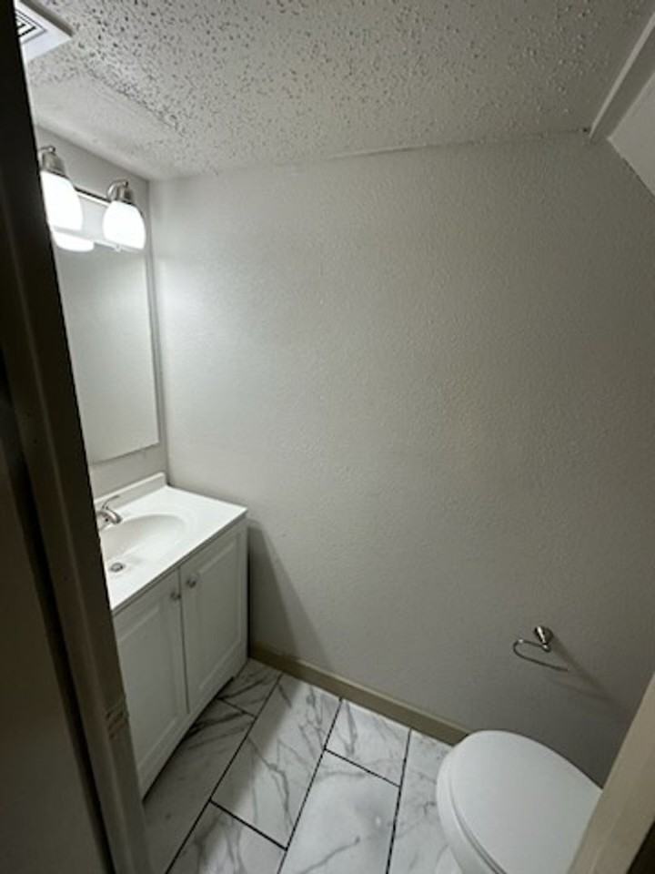 Commerce Village Apartments - Photo 3 of 9